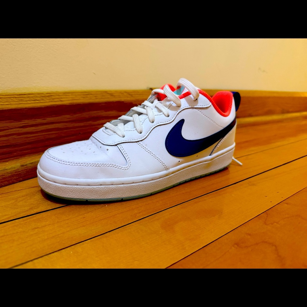Nike shoes